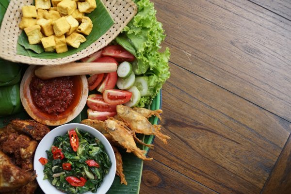 Paket Nasi Padang untuk Acara Kelulusan Sekolah