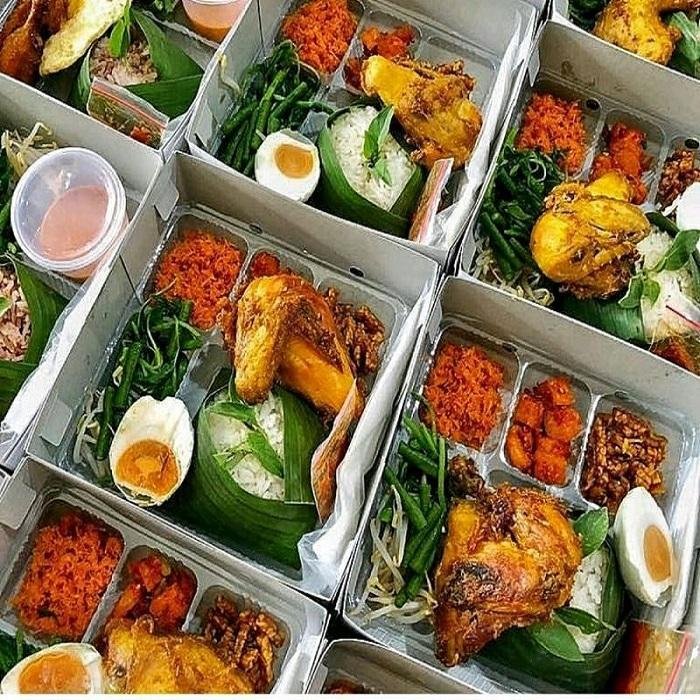 Paket Sultan: Sensasi Nasi Padang Eksklusif