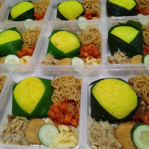 Nasi Padang Serba Komplit, Lamak di Hati