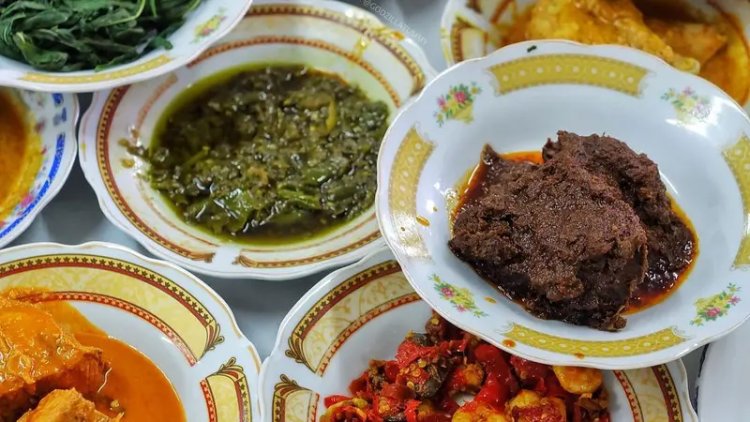 Mengapa Box Catering Masakan Padang Menjadi Favorit di Setiap Acara