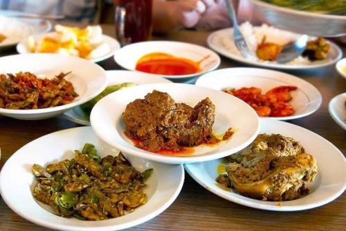 Box Catering Padang: Solusi Praktis untuk Resepsi Pernikahan