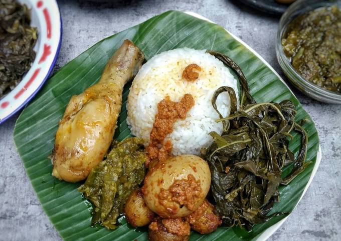 Paket Nasi Padang Katering: Solusi Praktis untuk Segala Acara