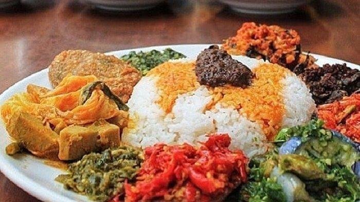 Paket Nasi Padang Jumbo: Pilihan Tepat untuk Porsi Besar