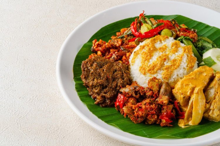 Keunikan Nasi Padang dalam Paket Mini untuk Anda yang Sibuk