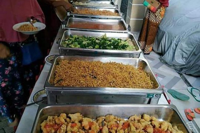 Catering Padang dengan Desain Kemasan Modern dan Ramah Lingkungan