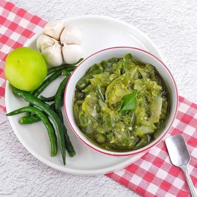 Sambal Hijau: Pelengkap Catering Masakan Padang yang Menggugah Selera