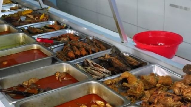 Paket Catering Masakan Padang untuk Gaya Hidup Aktif dan Praktis