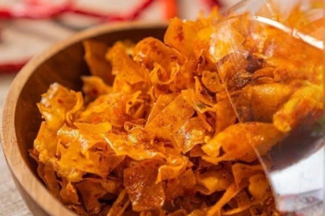 Keripik Balado: Kenikmatan Pedas yang Terinspirasi dari Minangkabau