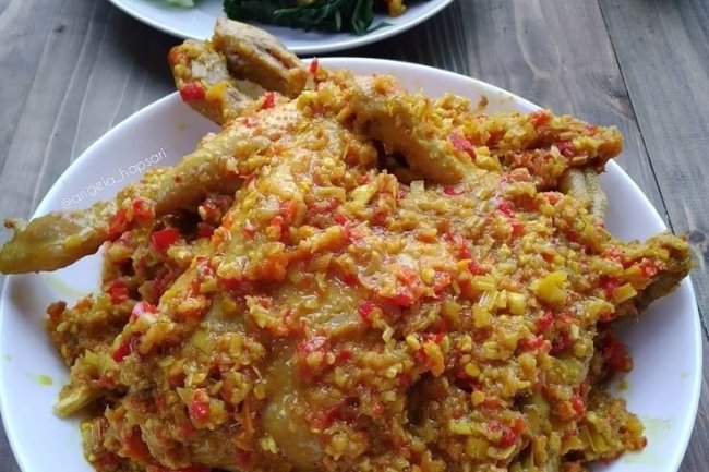 Ayam Betutu: Kuliner Bali dengan Cita Rasa Pedas yang Menggoda