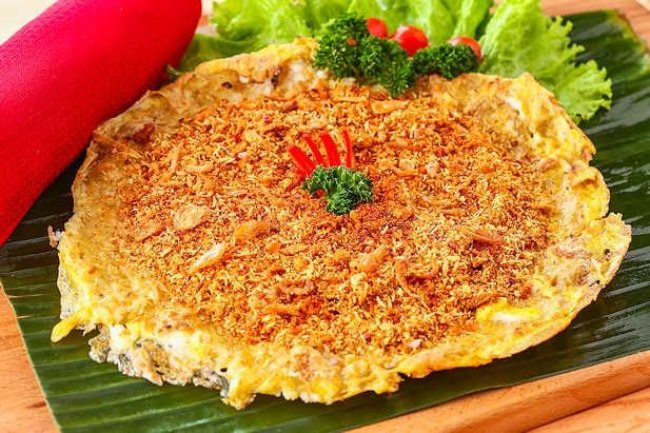 Kerak Telor: Kuliner Betawi yang Menggugah Selera