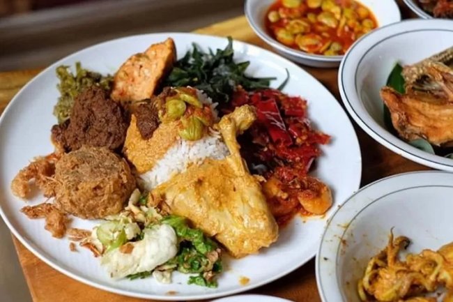 Nasi Padang Murah di Depok: Paket Hemat yang Bikin Nagih