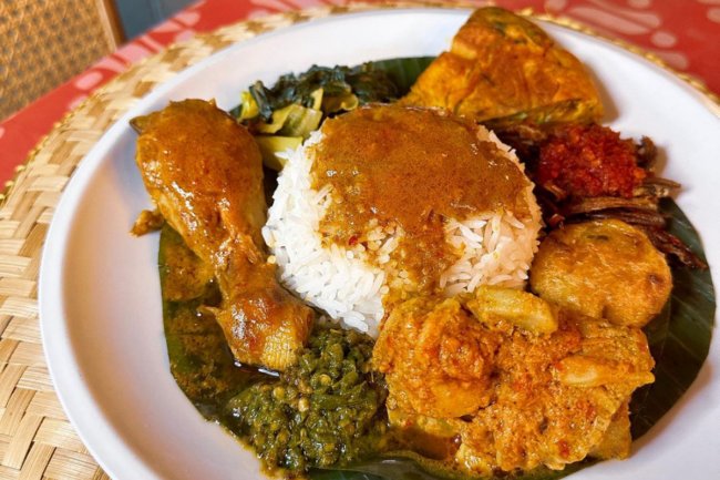 Warung Nasi Padang di Bekasi dengan Paket Hemat Super Menggoda