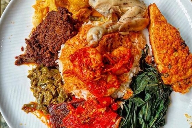 Paket Hemat Nasi Padang sebagai Alternatif Makan Siang di Kosan