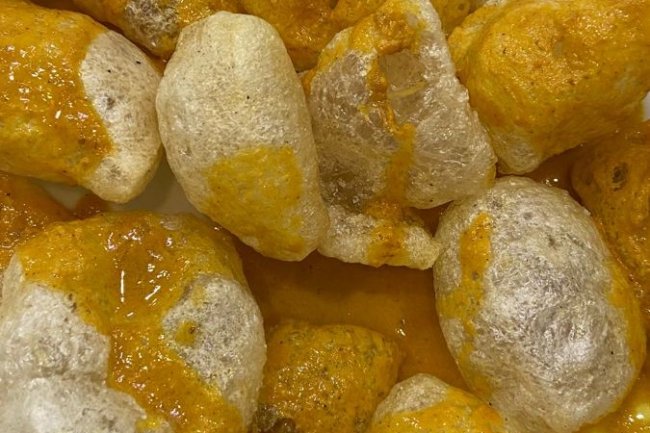 Kerupuk Kulit: Makanan Khas Indonesia yang Gurih dan Menyantap Rasa