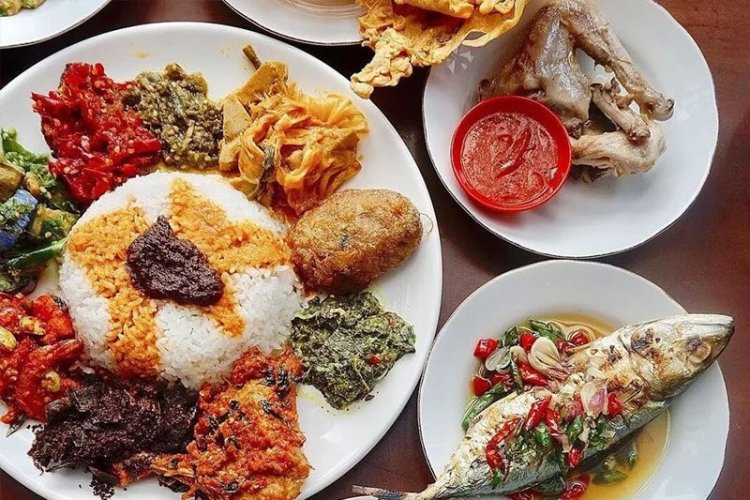 Paket Hemat Nasi Padang: Makan Kenyang, Harga Bersahabat