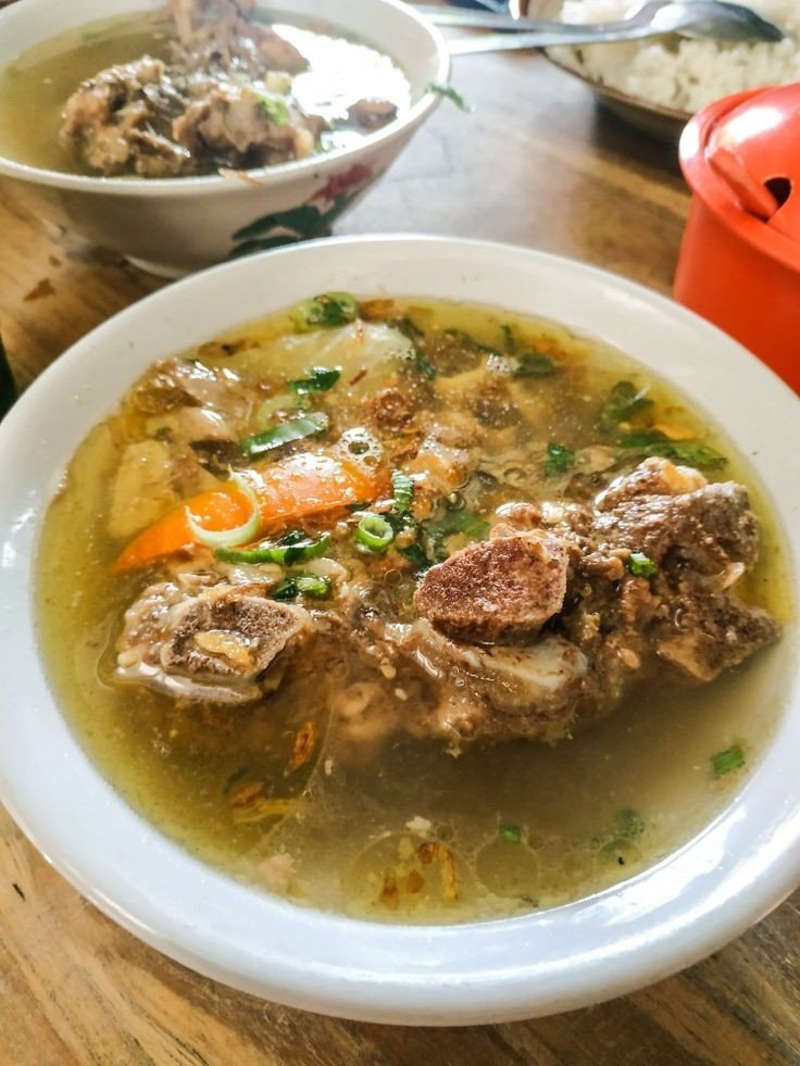 Sop Iga Sapi: Keunikan Sup Khas Surabaya yang Penuh Rempah