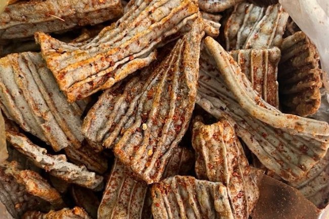 Makanan Khas Indonesia: Rasa Kerupuk Jengkol