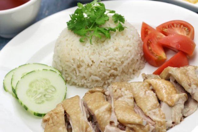 Nasi Ayam Hainan: Perpaduan Rasa Khas Ayam Hainan yang Nikmat