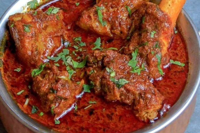 Curry Kambing: Kari Kambing dengan Rempah Khas Indonesia