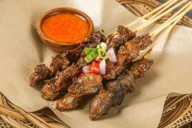 Sate Madura Madu: Sate dengan Sambal Manis yang Lezat