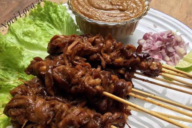 Sate Goreng Madura: Sate dengan Bumbu Khas Madura