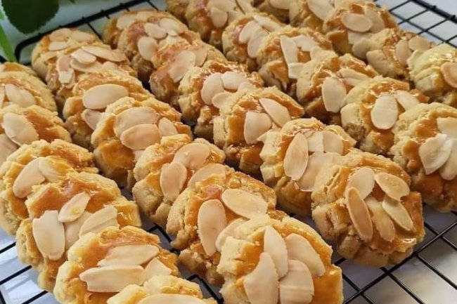 Kue Kenari: Kue Khas Maluku yang Berbahan Kenari