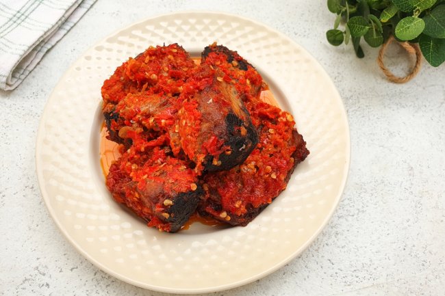 Tongkol Balado: Lezatnya Ikan Tongkol dengan Sambal Khas Minang