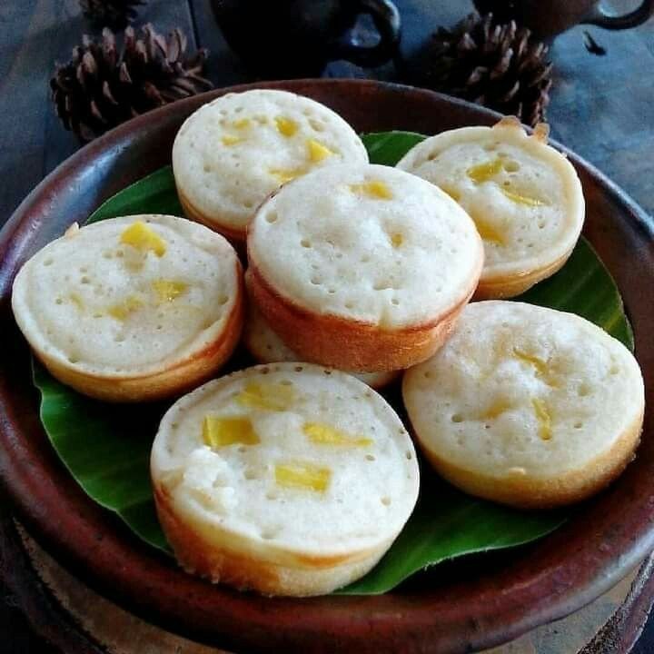 Proses Pembuatan Kue Apem sebagai Camilan Tradisional