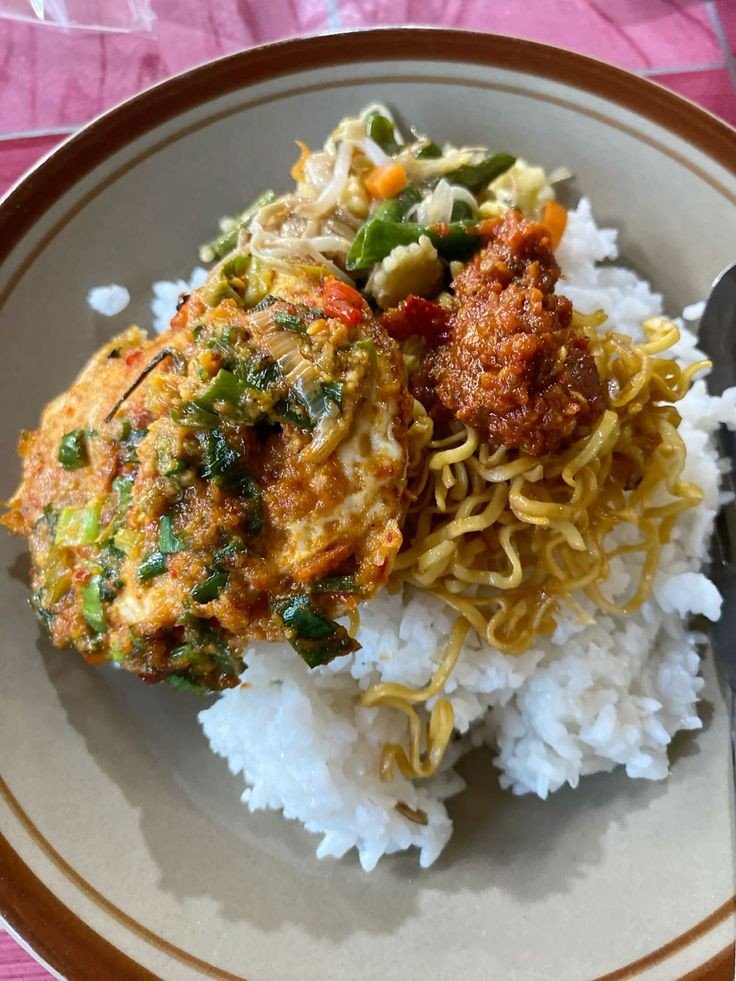 Nasi Rames: Sajian Paduan Lauk dari Jawa Barat