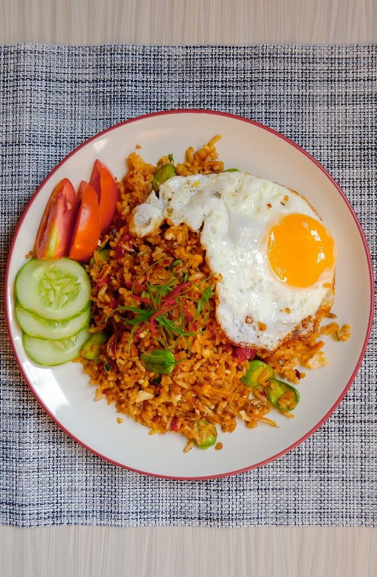 Mengenal Nasi Goreng Cirebon dan Perbedaannya dengan Nasi Goreng Lainnya