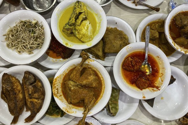 Menu Legendaris Padang yang Sering Hadir di Paket Catering