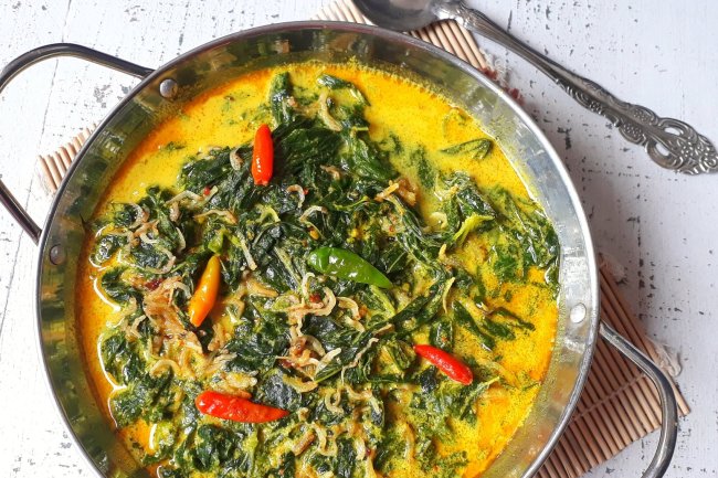 Gulai Daun Singkong: Menu Sederhana Tapi Wajib Ada