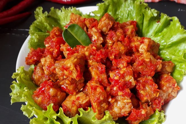 Tempe Balado: Menu Hemat Berkualitas dalam Catering Padang