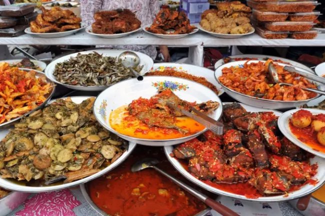 Paket Catering Padang 3 Hari Berturut-Turut: Apa Saja Isinya?