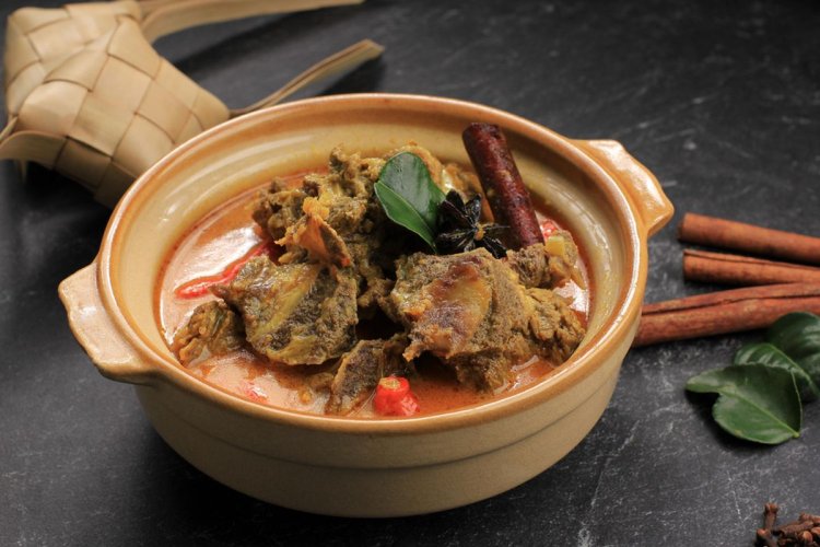 Gulai Babat: Lezatnya Jeroan dalam Kuah Santan Khas Minang