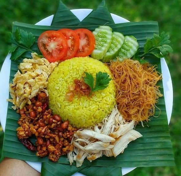 Nasi Khas Sumbawa: Perpaduan Rempah dan Tradisi