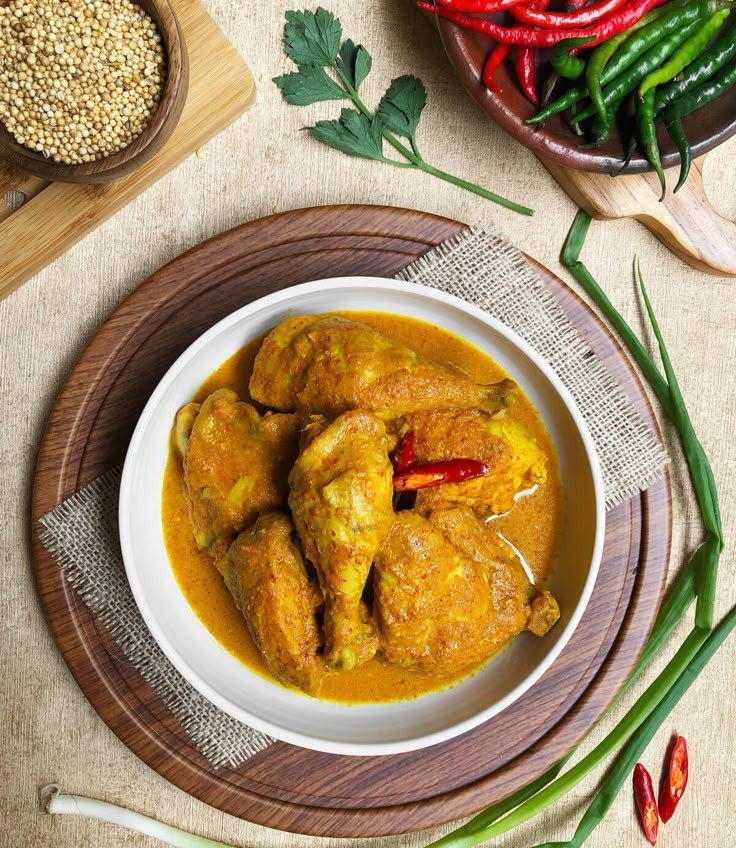 Ayam Kalio: Rendang Versi Basah untuk Momen Lebaran