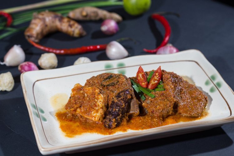 Asam Padeh Daging vs Asam Padeh Ikan: Mana Lebih Laris?
