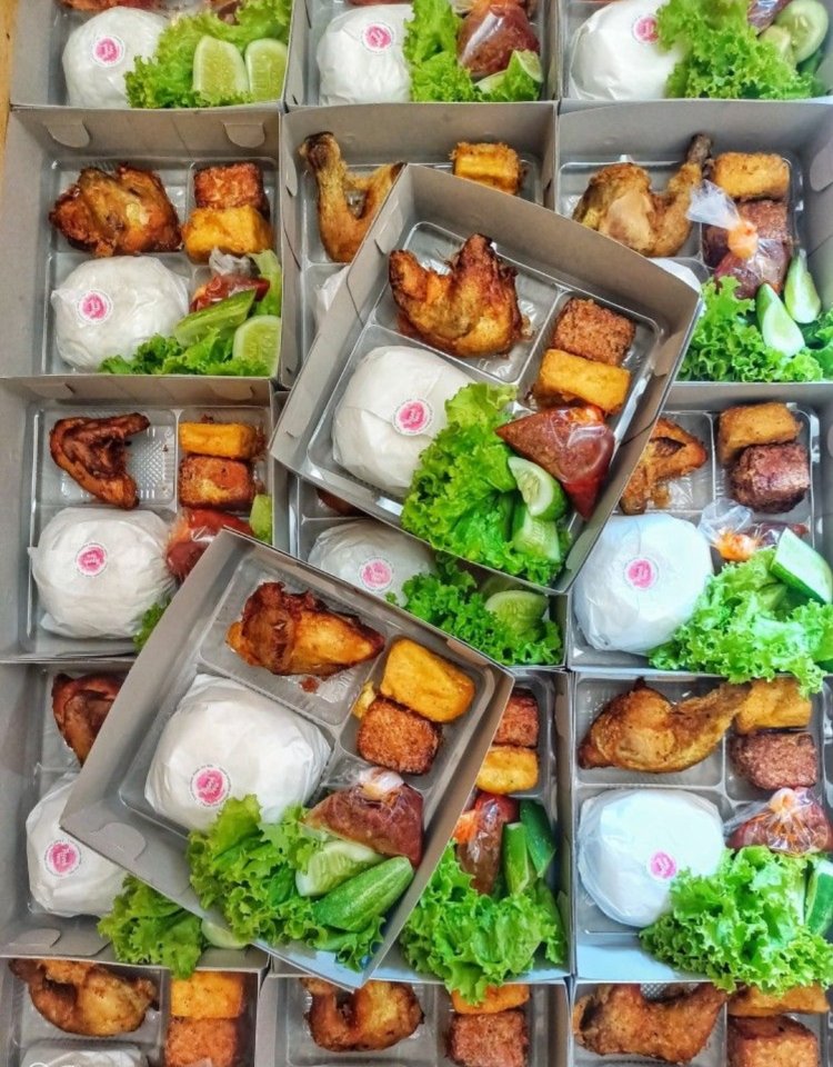 Paket Catering Padang untuk Acara Kantoran