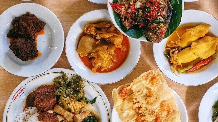 Menu Padang yang Populer di Kalangan Wisatawan