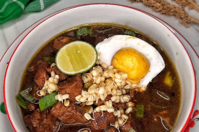 Perbedaan Rawon Jawa Timur dan Rawon Daerah Lain
