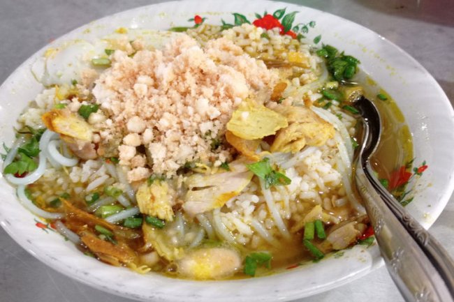 Soto Lamongan untuk Diet? Ini Fakta Nutrisinya!