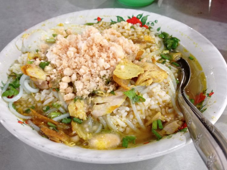 Soto Lamongan untuk Diet? Ini Fakta Nutrisinya!