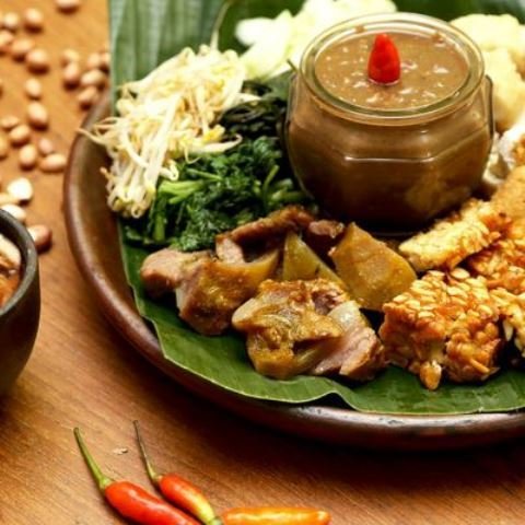 Alternatif Sehat: Modifikasi Rujak Cingur Rendah Kalori