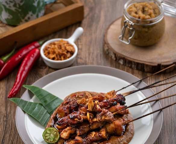 Tips Jitu Agar Tusukan Sate Madura Tidak Mudah Gosong
